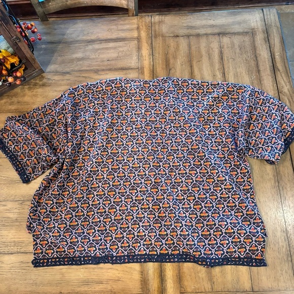 J Jill Linen-Blend Jacket in English Channel Floral Trellis, size S-L, - Picture 7 of 10